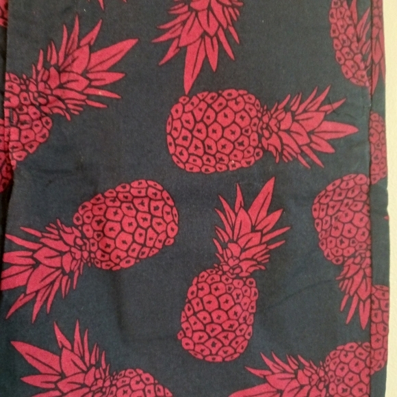 Club Room Chino Shorts Mens NWT Tropical 32W Americana Blue Red - Picture 6 of 8